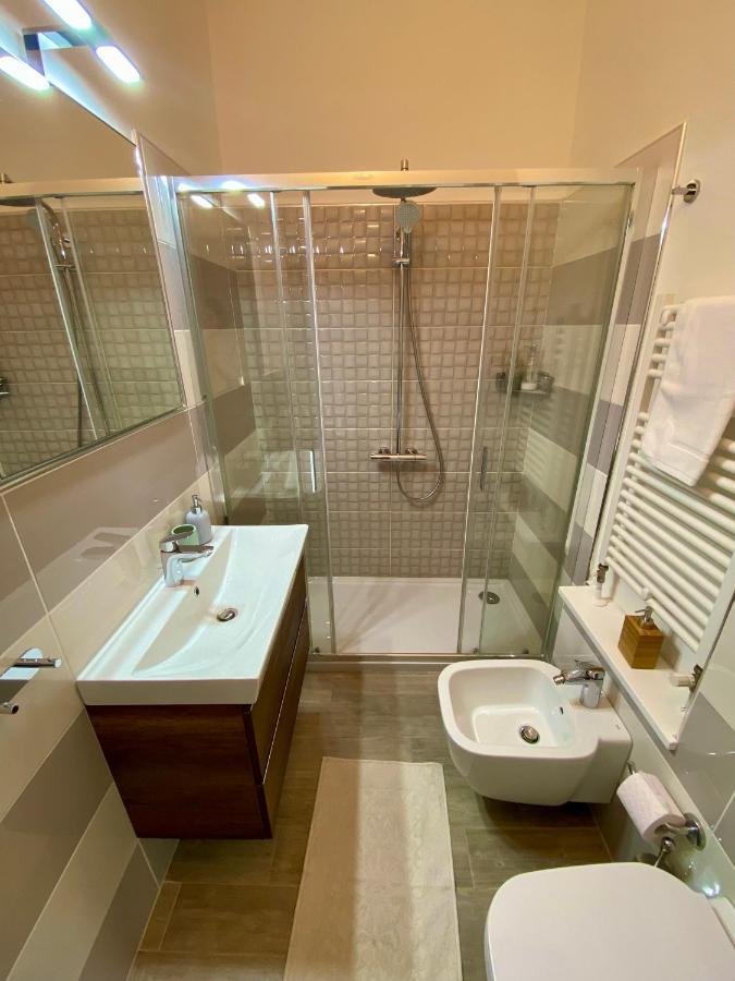 Iola Rooms - Q9416 Cagliari Exteriör bild